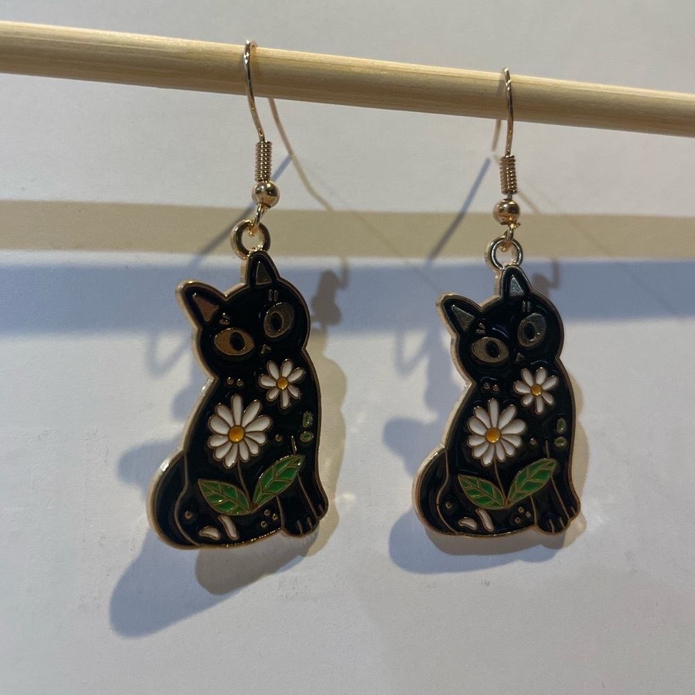 Black cat earrings